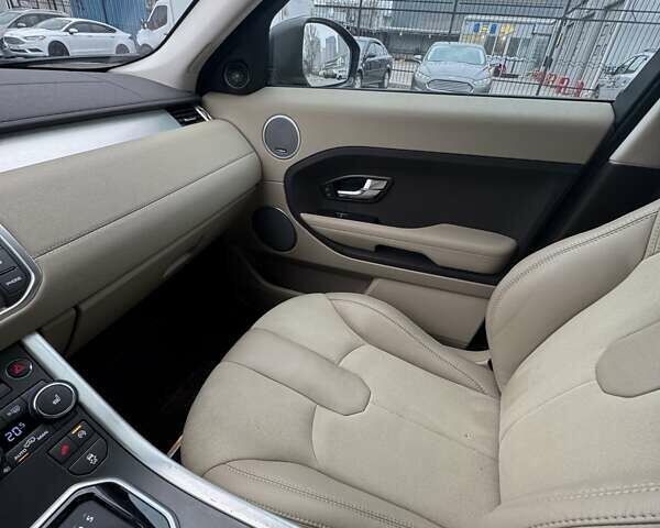 Серый Ленд Ровер Рендж Ровер Эвок, объемом двигателя 2 л и пробегом 96 тыс. км за 16500 $, фото 18 на Automoto.ua