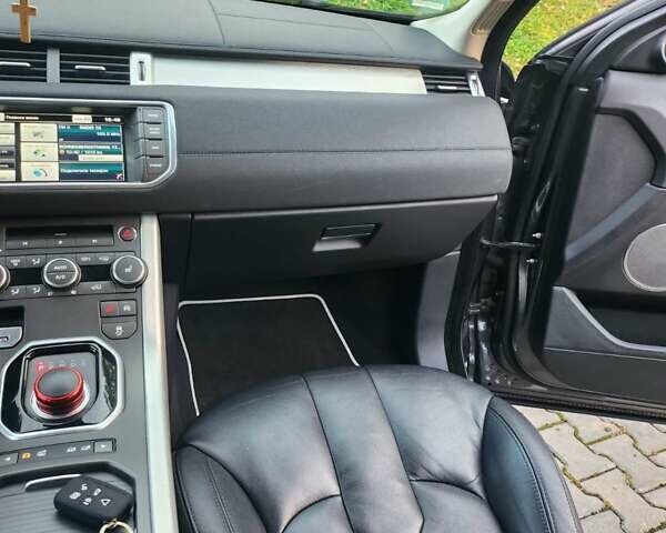 Серый Ленд Ровер Рендж Ровер Эвок, объемом двигателя 2.18 л и пробегом 207 тыс. км за 23000 $, фото 3 на Automoto.ua