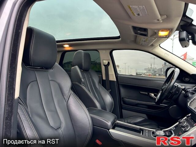 Сірий Ленд Ровер Рендж Ровер Евок, об'ємом двигуна 2 л та пробігом 100 тис. км за 18500 $, фото 6 на Automoto.ua