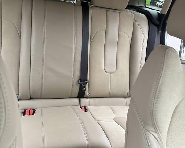 Серый Ленд Ровер Рендж Ровер Эвок, объемом двигателя 2 л и пробегом 96 тыс. км за 16500 $, фото 17 на Automoto.ua