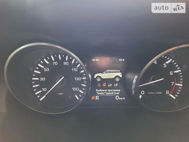 Сірий Ленд Ровер Рендж Ровер Евок, об'ємом двигуна 2 л та пробігом 137 тис. км за 15555 $, фото 16 на Automoto.ua