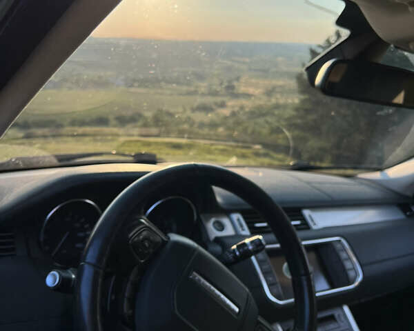 Ленд Ровер Рендж Ровер Евок 2015 у Львові на Automoto.ua Сірий Ленд Ровер Рендж Ровер Евок, об'ємом двигуна 2 л та пробігом 188 тис. км за 18200 $, фото 1 на Automoto.ua