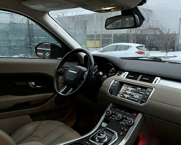 Сірий Ленд Ровер Рендж Ровер Евок, об'ємом двигуна 2 л та пробігом 184 тис. км за 14950 $, фото 11 на Automoto.ua