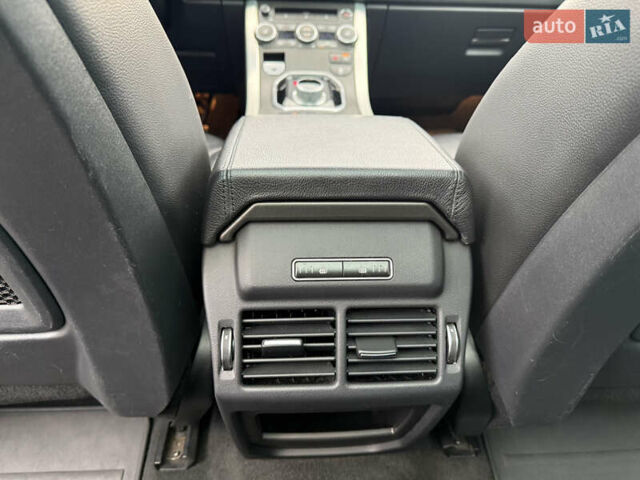 Ленд Ровер Рендж Ровер Евок 2015 у Дніпро (Дніпропетровську) на Automoto.ua Сірий Ленд Ровер Рендж Ровер Евок, об'ємом двигуна 2 л та пробігом 139 тис. км за 15700 $, фото 33 на Automoto.ua