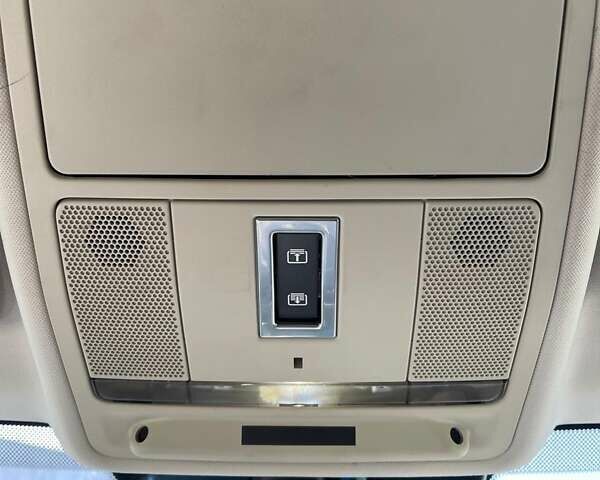 Серый Ленд Ровер Рендж Ровер Эвок, объемом двигателя 2 л и пробегом 105 тыс. км за 19555 $, фото 15 на Automoto.ua