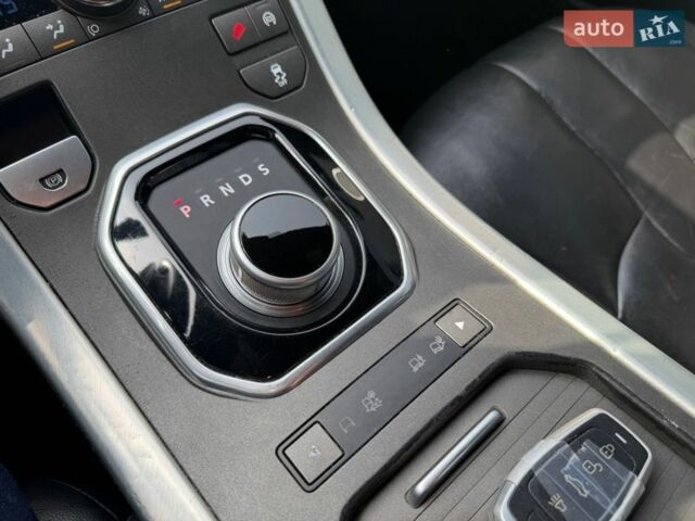Серый Ленд Ровер Рендж Ровер Эвок, объемом двигателя 2 л и пробегом 249 тыс. км за 17500 $, фото 44 на Automoto.ua