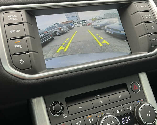 Сірий Ленд Ровер Рендж Ровер Евок, об'ємом двигуна 2 л та пробігом 110 тис. км за 16890 $, фото 16 на Automoto.ua