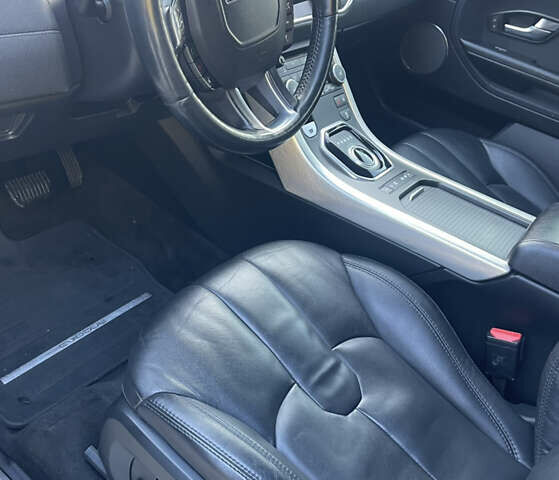 Сірий Ленд Ровер Рендж Ровер Евок, об'ємом двигуна 2 л та пробігом 104 тис. км за 17800 $, фото 15 на Automoto.ua