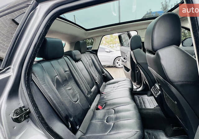 Сірий Ленд Ровер Рендж Ровер Евок, об'ємом двигуна 2 л та пробігом 220 тис. км за 13300 $, фото 60 на Automoto.ua