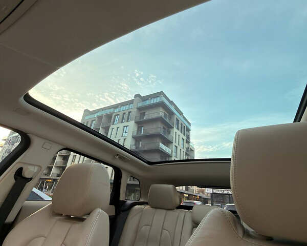 Сірий Ленд Ровер Рендж Ровер Евок, об'ємом двигуна 2 л та пробігом 205 тис. км за 16300 $, фото 18 на Automoto.ua