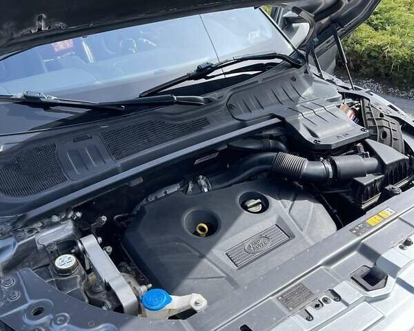 Серый Ленд Ровер Рендж Ровер Эвок, объемом двигателя 2 л и пробегом 105 тыс. км за 19555 $, фото 6 на Automoto.ua