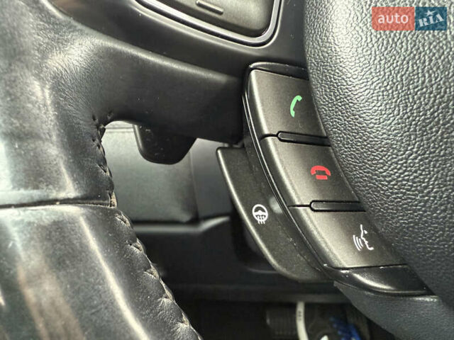 Ленд Ровер Рендж Ровер Евок 2015 у Дніпро (Дніпропетровську) на Automoto.ua Сірий Ленд Ровер Рендж Ровер Евок, об'ємом двигуна 2 л та пробігом 139 тис. км за 15700 $, фото 27 на Automoto.ua