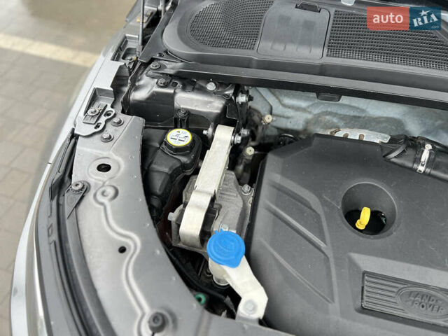 Сірий Ленд Ровер Рендж Ровер Евок, об'ємом двигуна 2 л та пробігом 220 тис. км за 13300 $, фото 92 на Automoto.ua