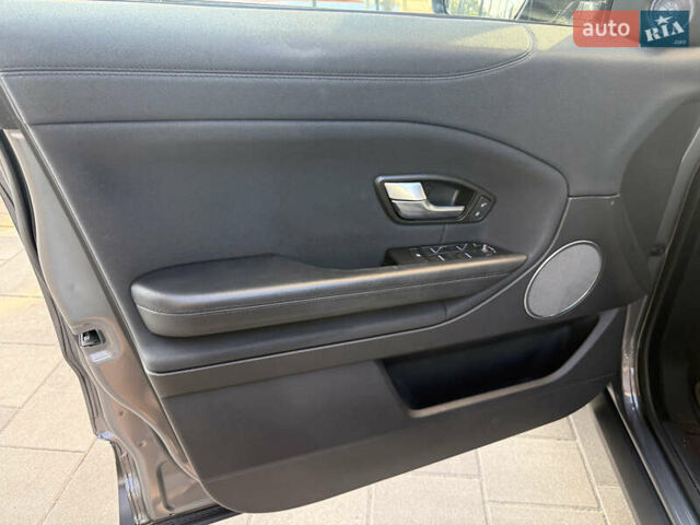 Сірий Ленд Ровер Рендж Ровер Евок, об'ємом двигуна 2 л та пробігом 158 тис. км за 17900 $, фото 12 на Automoto.ua