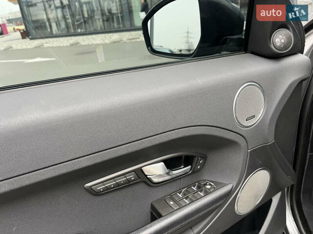 Сірий Ленд Ровер Рендж Ровер Евок, об'ємом двигуна 2 л та пробігом 110 тис. км за 16890 $, фото 20 на Automoto.ua