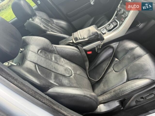 Серый Ленд Ровер Рендж Ровер Эвок, объемом двигателя 2 л и пробегом 249 тыс. км за 17500 $, фото 24 на Automoto.ua