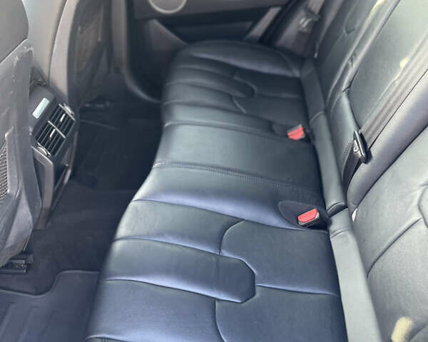 Сірий Ленд Ровер Рендж Ровер Евок, об'ємом двигуна 2 л та пробігом 104 тис. км за 18700 $, фото 36 на Automoto.ua