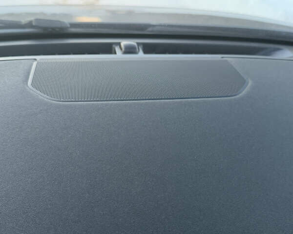 Серый Ленд Ровер Рендж Ровер Эвок, объемом двигателя 2 л и пробегом 216 тыс. км за 16000 $, фото 61 на Automoto.ua