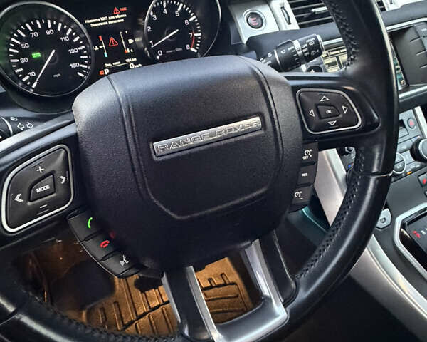 Серый Ленд Ровер Рендж Ровер Эвок, объемом двигателя 2 л и пробегом 216 тыс. км за 16000 $, фото 50 на Automoto.ua