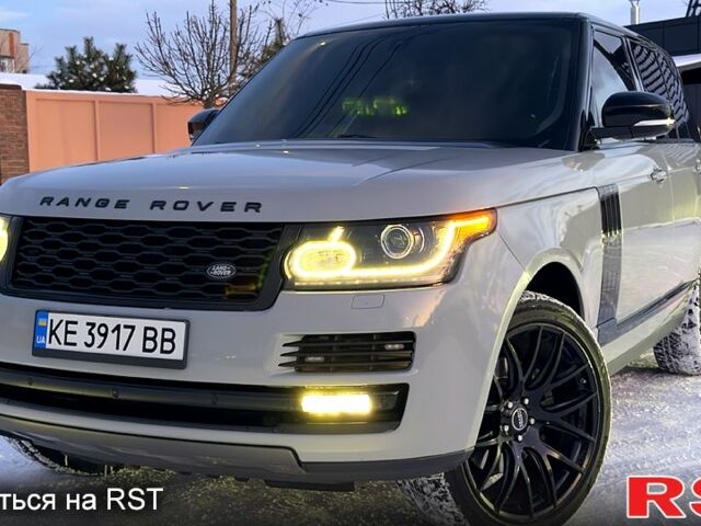 Серый Ленд Ровер Рендж Ровер Эвок, объемом двигателя 3 л и пробегом 237 тыс. км за 31000 $, фото 3 на Automoto.ua