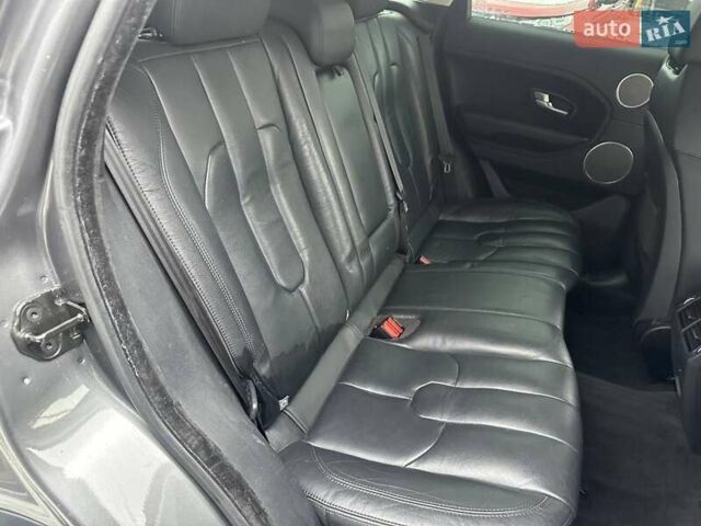 Сірий Ленд Ровер Рендж Ровер Евок, об'ємом двигуна 2 л та пробігом 219 тис. км за 11800 $, фото 26 на Automoto.ua