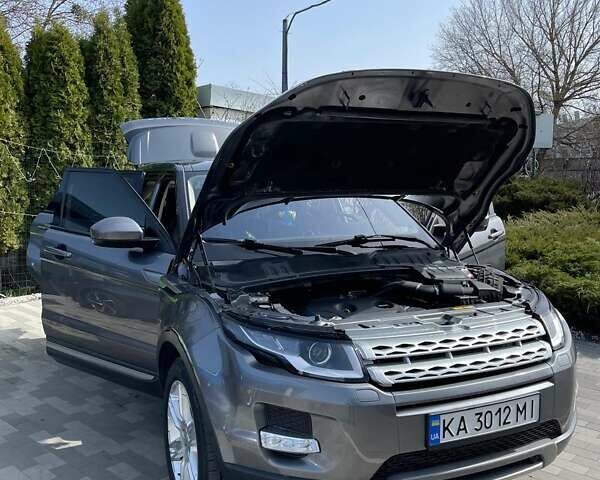 Серый Ленд Ровер Рендж Ровер Эвок, объемом двигателя 2 л и пробегом 105 тыс. км за 19555 $, фото 5 на Automoto.ua