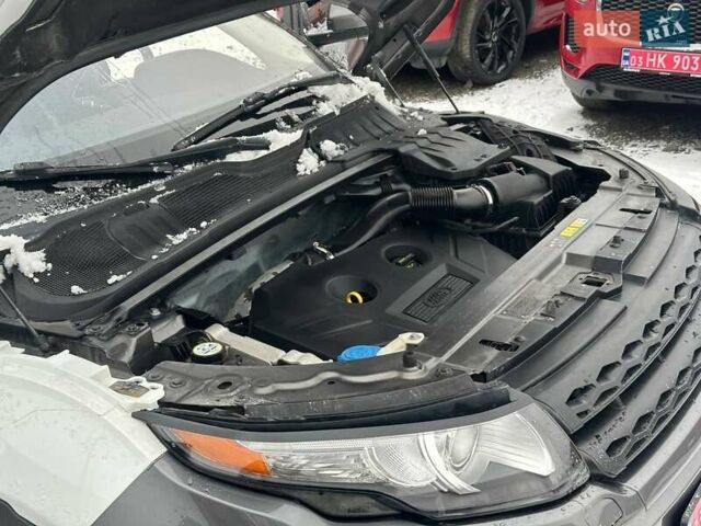 Сірий Ленд Ровер Рендж Ровер Евок, об'ємом двигуна 2 л та пробігом 219 тис. км за 11800 $, фото 32 на Automoto.ua