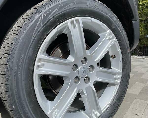 Серый Ленд Ровер Рендж Ровер Эвок, объемом двигателя 2 л и пробегом 105 тыс. км за 19555 $, фото 9 на Automoto.ua