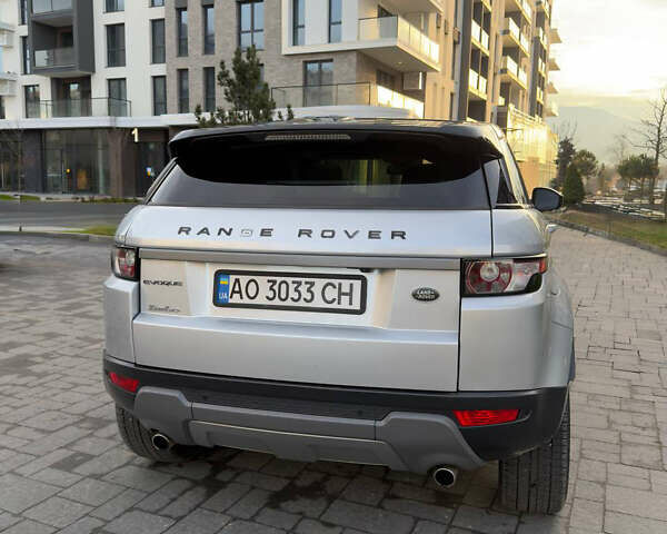 Сірий Ленд Ровер Рендж Ровер Евок, об'ємом двигуна 2 л та пробігом 205 тис. км за 16300 $, фото 10 на Automoto.ua