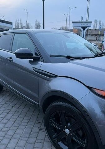 Сірий Ленд Ровер Рендж Ровер Евок, об'ємом двигуна 2 л та пробігом 164 тис. км за 19900 $, фото 2 на Automoto.ua