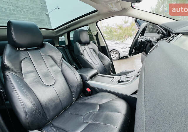 Сірий Ленд Ровер Рендж Ровер Евок, об'ємом двигуна 2 л та пробігом 220 тис. км за 13300 $, фото 77 на Automoto.ua