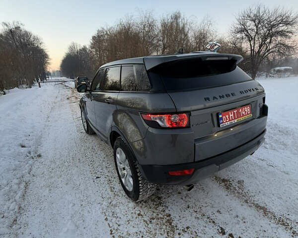 Серый Ленд Ровер Рендж Ровер Эвок, объемом двигателя 2 л и пробегом 216 тыс. км за 16000 $, фото 6 на Automoto.ua