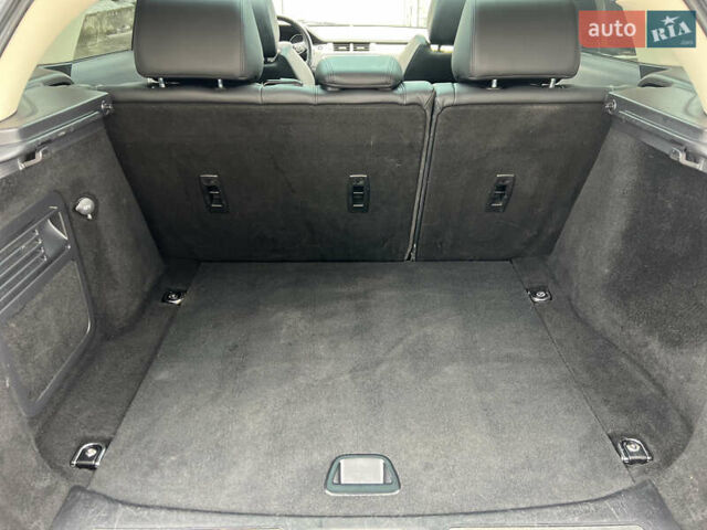 Сірий Ленд Ровер Рендж Ровер Евок, об'ємом двигуна 2 л та пробігом 220 тис. км за 13300 $, фото 49 на Automoto.ua