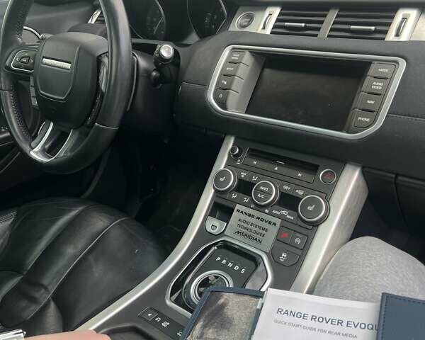 Ленд Ровер Рендж Ровер Эвок 2015 в Христиновке на Automoto.ua Серый Ленд Ровер Рендж Ровер Эвок, объемом двигателя 2 л и пробегом 103 тыс. км за 18499 $, фото 3 на Automoto.ua