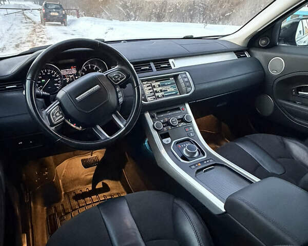 Серый Ленд Ровер Рендж Ровер Эвок, объемом двигателя 2 л и пробегом 216 тыс. км за 16000 $, фото 22 на Automoto.ua