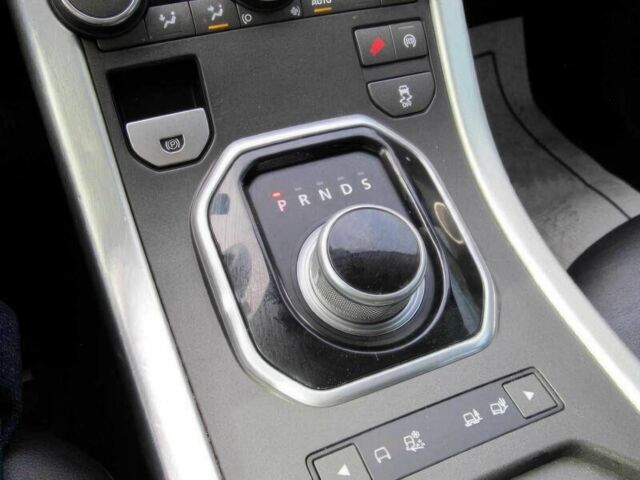 Сірий Ленд Ровер Рендж Ровер Евок, об'ємом двигуна 2 л та пробігом 70 тис. км за 8800 $, фото 18 на Automoto.ua