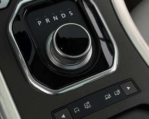 Серый Ленд Ровер Рендж Ровер Эвок, объемом двигателя 2 л и пробегом 204 тыс. км за 13999 $, фото 20 на Automoto.ua