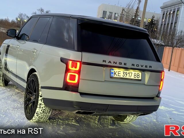 Серый Ленд Ровер Рендж Ровер Эвок, объемом двигателя 3 л и пробегом 237 тыс. км за 31000 $, фото 6 на Automoto.ua