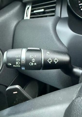 Сірий Ленд Ровер Рендж Ровер Евок, об'ємом двигуна 2 л та пробігом 164 тис. км за 19900 $, фото 38 на Automoto.ua