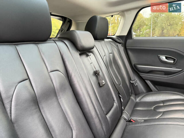 Ленд Ровер Рендж Ровер Евок 2015 у Дніпро (Дніпропетровську) на Automoto.ua Сірий Ленд Ровер Рендж Ровер Евок, об'ємом двигуна 2 л та пробігом 139 тис. км за 15700 $, фото 36 на Automoto.ua