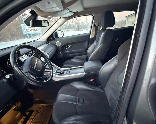 Серый Ленд Ровер Рендж Ровер Эвок, объемом двигателя 2 л и пробегом 216 тыс. км за 16000 $, фото 47 на Automoto.ua