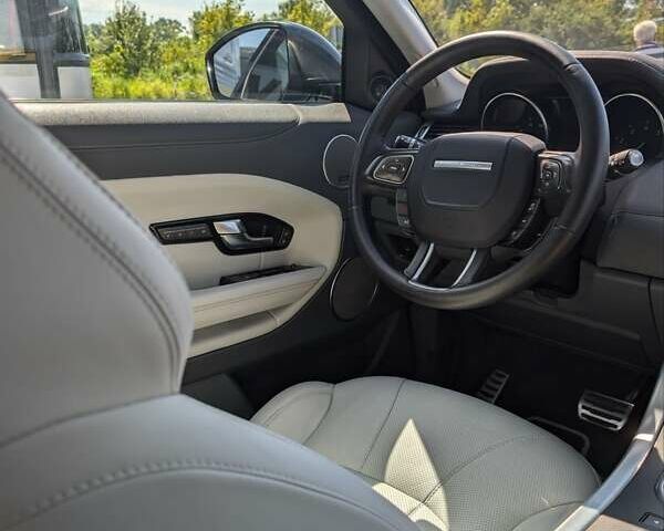 Сірий Ленд Ровер Рендж Ровер Евок, об'ємом двигуна 2 л та пробігом 136 тис. км за 21500 $, фото 24 на Automoto.ua