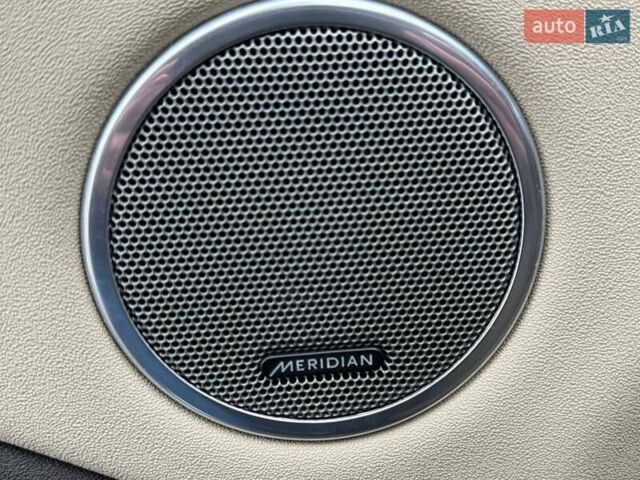 Сірий Ленд Ровер Рендж Ровер Евок, об'ємом двигуна 2 л та пробігом 142 тис. км за 22490 $, фото 17 на Automoto.ua