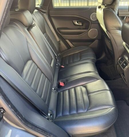 Серый Ленд Ровер Рендж Ровер Эвок, объемом двигателя 2 л и пробегом 179 тыс. км за 18750 $, фото 18 на Automoto.ua