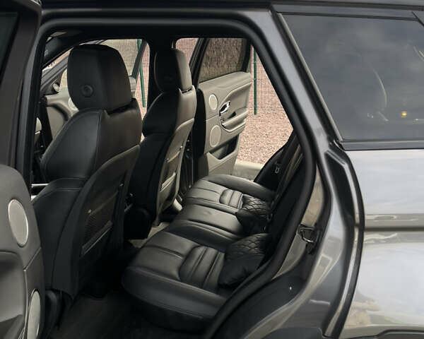 Сірий Ленд Ровер Рендж Ровер Евок, об'ємом двигуна 2 л та пробігом 178 тис. км за 18900 $, фото 23 на Automoto.ua