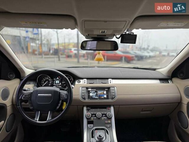 Сірий Ленд Ровер Рендж Ровер Евок, об'ємом двигуна 2 л та пробігом 142 тис. км за 22490 $, фото 11 на Automoto.ua
