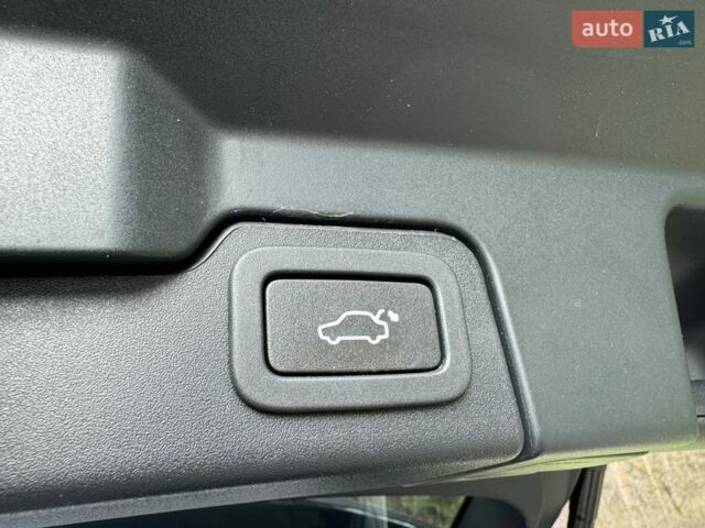 Сірий Ленд Ровер Рендж Ровер Евок, об'ємом двигуна 2.18 л та пробігом 104 тис. км за 19500 $, фото 45 на Automoto.ua