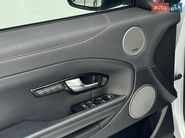 Сірий Ленд Ровер Рендж Ровер Евок, об'ємом двигуна 2 л та пробігом 89 тис. км за 18500 $, фото 37 на Automoto.ua