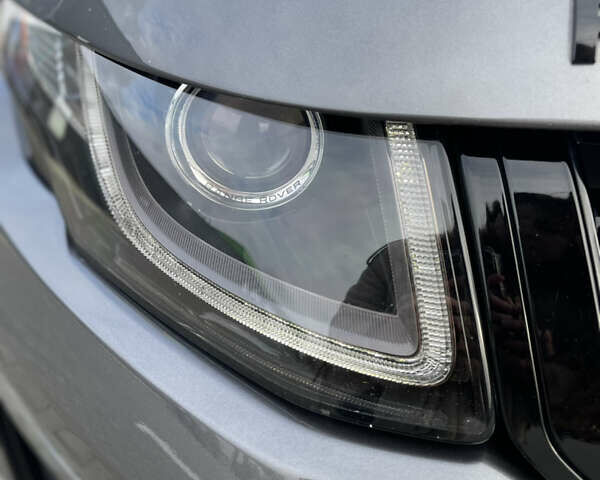 Сірий Ленд Ровер Рендж Ровер Евок, об'ємом двигуна 2 л та пробігом 178 тис. км за 18900 $, фото 12 на Automoto.ua