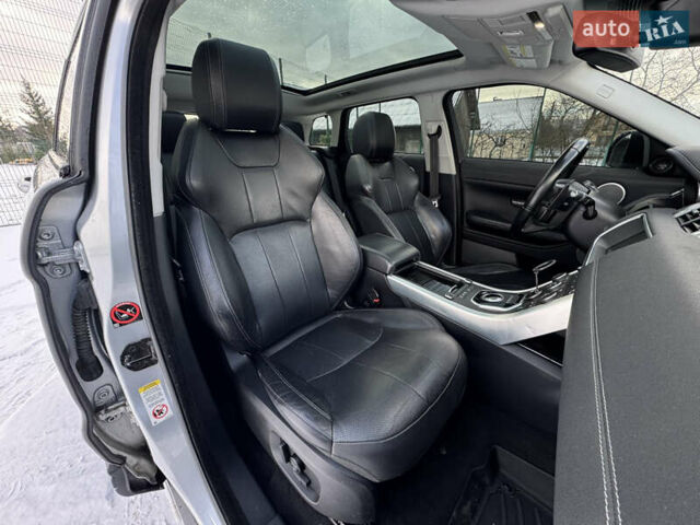 Серый Ленд Ровер Рендж Ровер Эвок, объемом двигателя 2 л и пробегом 88 тыс. км за 16500 $, фото 55 на Automoto.ua